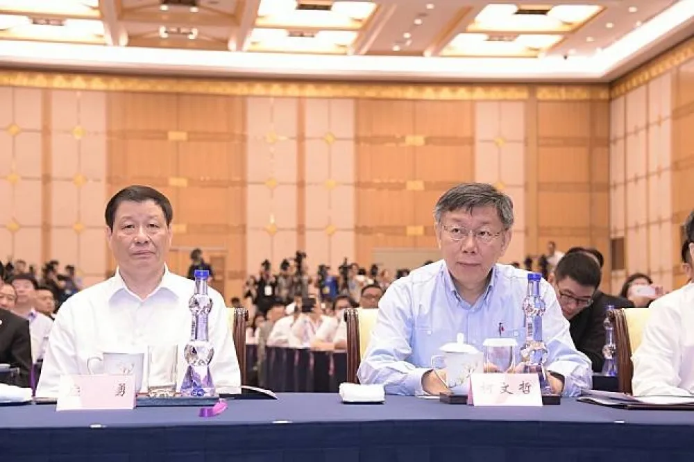 【兩岸急凍台北破冰】避意識型態「該講的會講」　柯文哲下午4點半見張志軍