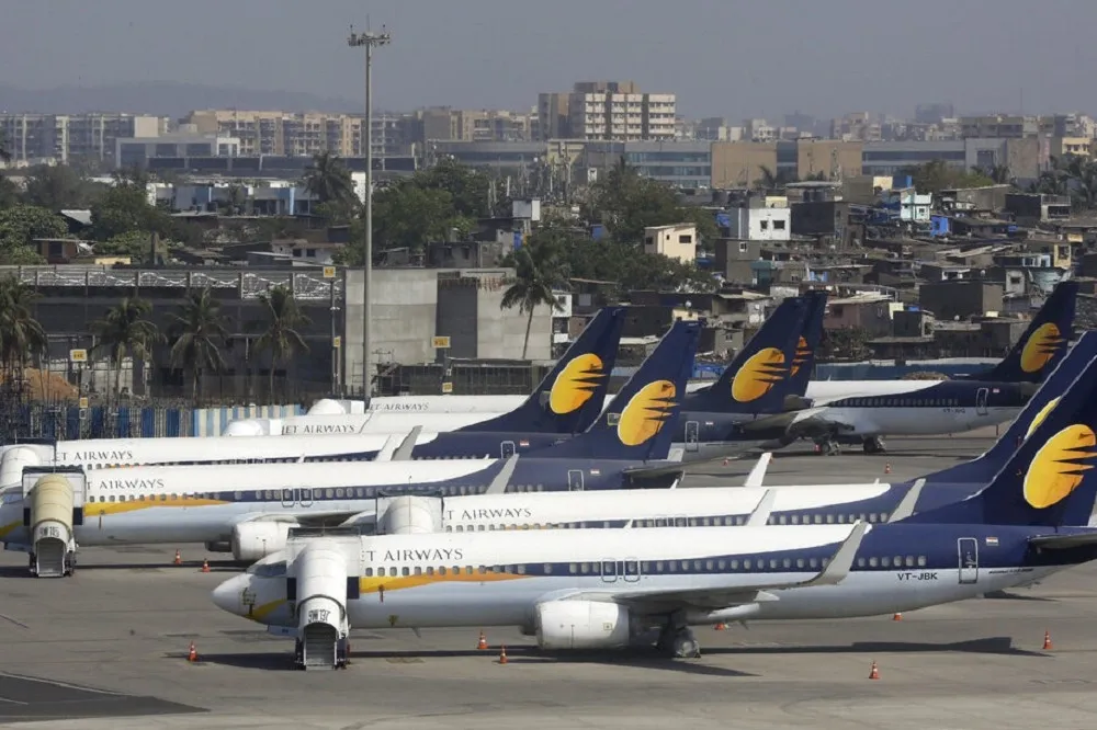 航班全數停飛、員工憂慮飯碗不保　印度捷達航空陷空前財務危機