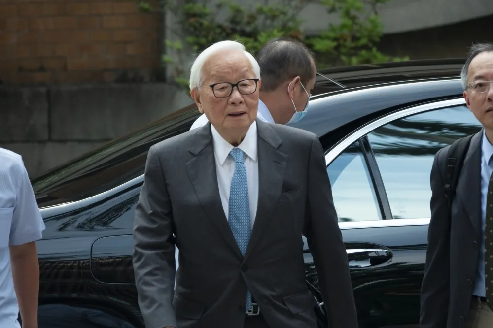 郭台銘宣布參選總統　張忠謀：我沒有評論