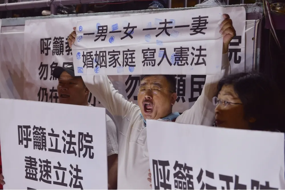投書：為了反同　教會挺親中卻無視中國拆教堂