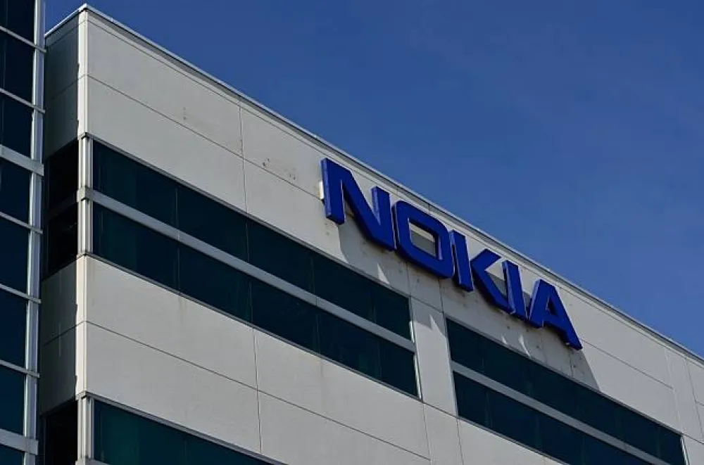 NOKIA 智慧型手機與蔡司光學技術簽署獨家合作