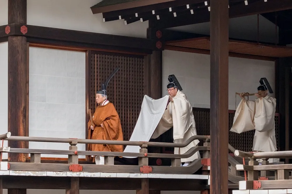 日本天皇傳承三大神器　天叢雲劍、八尺瓊勾玉與八咫鏡