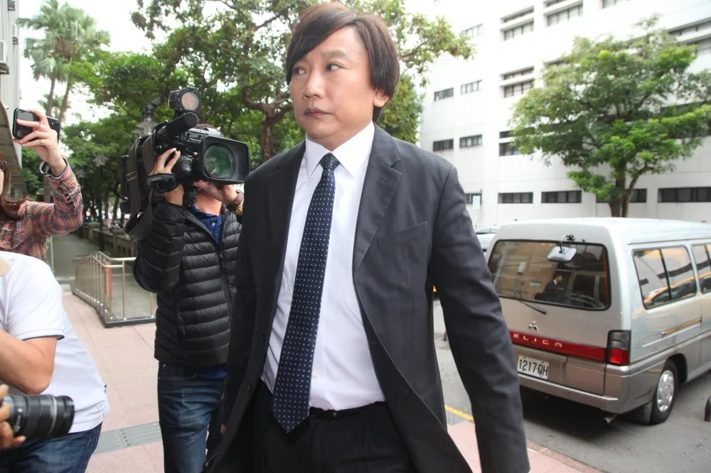 【涉性侵3女】秦偉不認罪還稱「不要就是要」　二審判8年