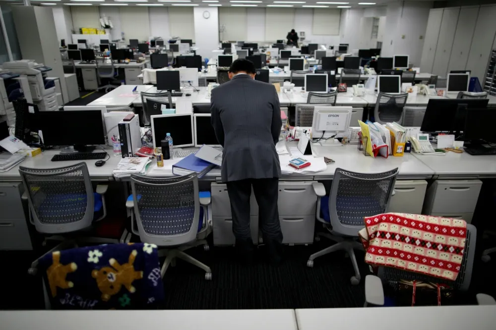 無法準時下班！　日本2018年近3千家企業每月超時工作100小時以上