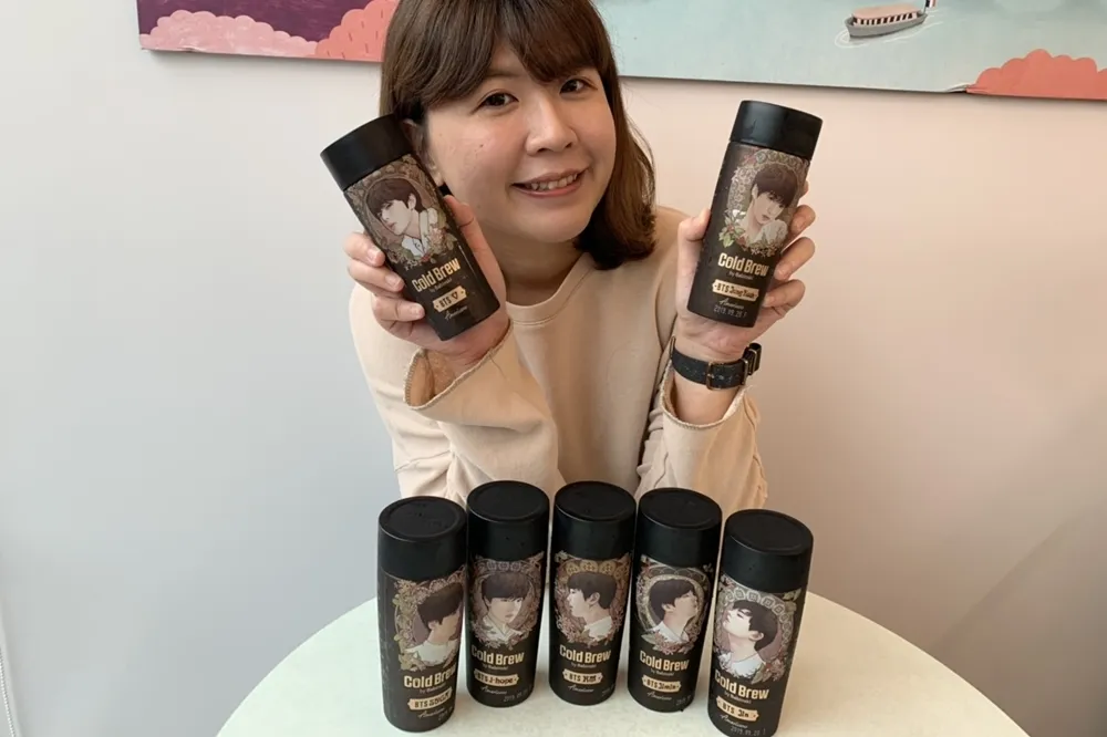 BTS 迷妹尖叫聲！「 BTS 防彈少年團冷萃黑咖啡」7 款團員肖像限量瓶　趕緊到 7-11 尋找