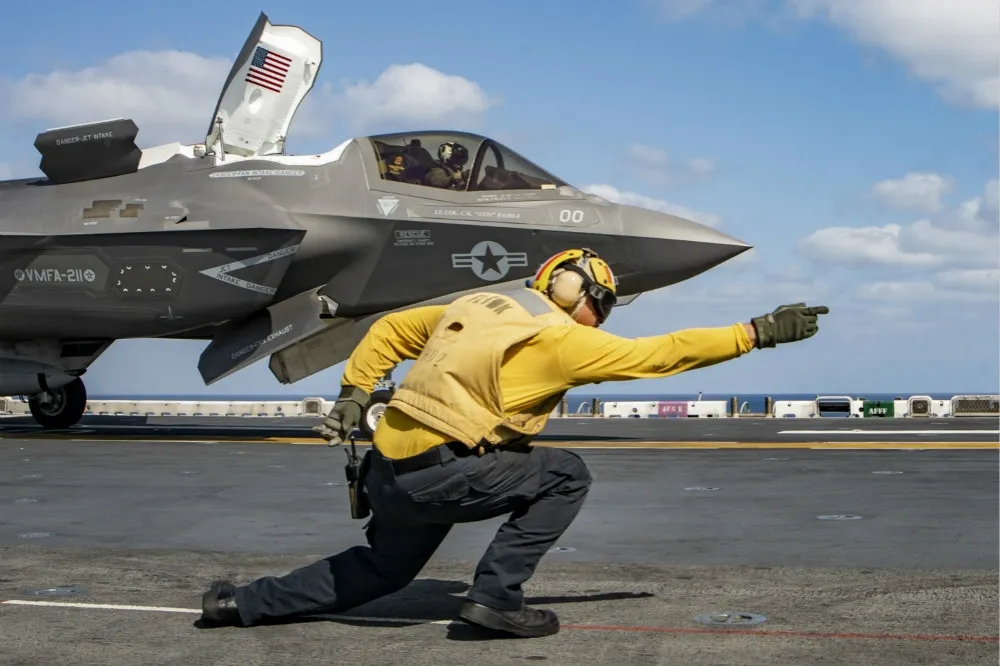 美首架F-35B戰機墜毀調查報告出爐　華府：因「燃油管線破裂」導致