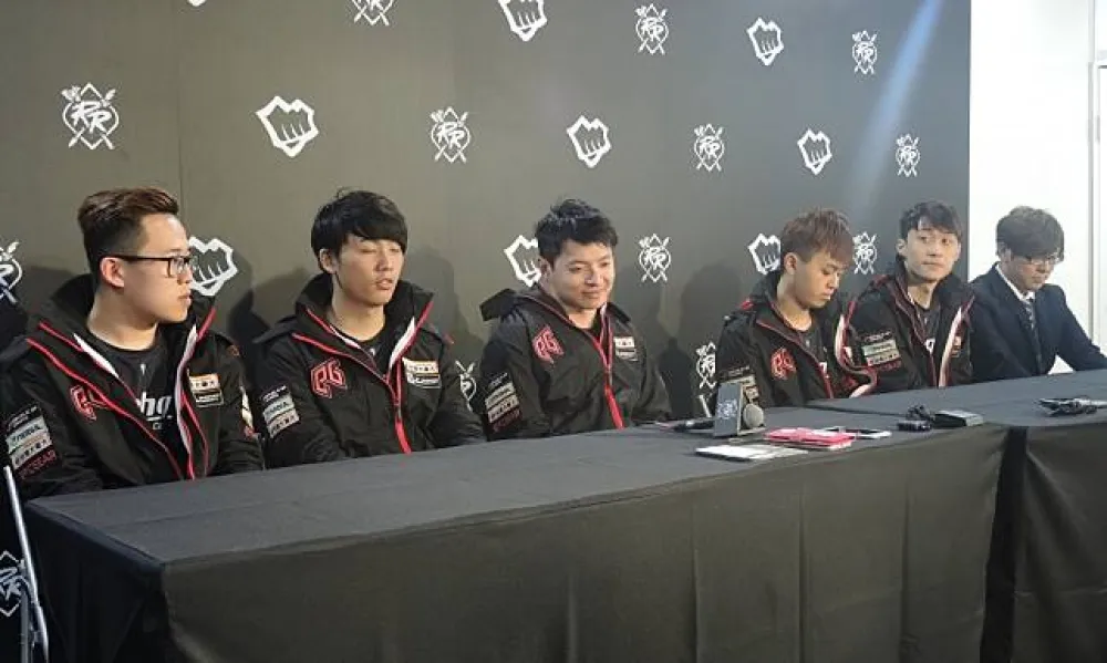 【亞洲對抗賽Day2】ahq賽後聯訪：別再喊「還我西門」　因為西門回來了！