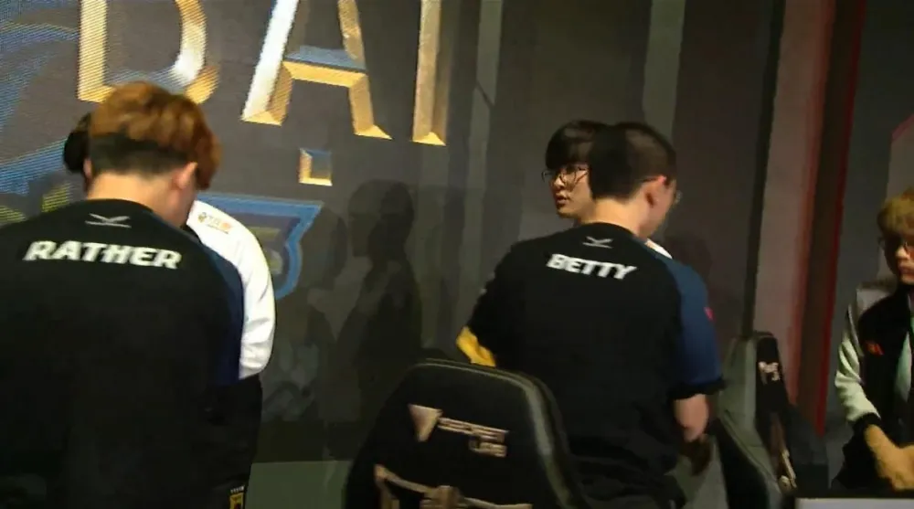 【2019MSI】小組賽Day4：投資李哥正確　閃電狼無力抵禦再敗