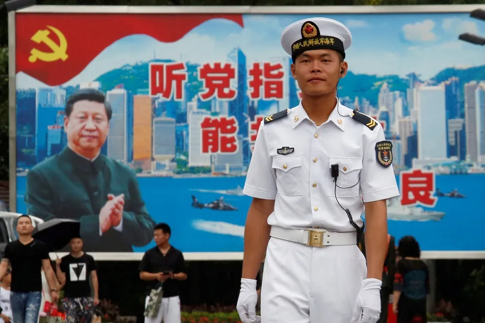 是貿易戰下的英雄兒女　或黨國體制的可憐炮灰