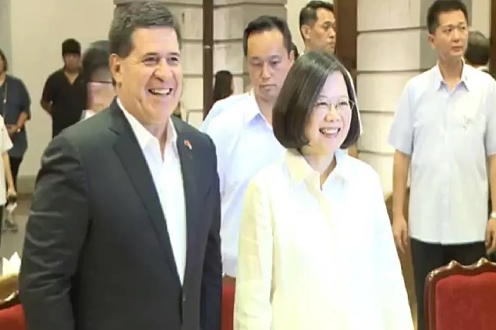 蔡總統夜宴巴拉圭總統卡提斯　台巴12日將簽經濟合作協定