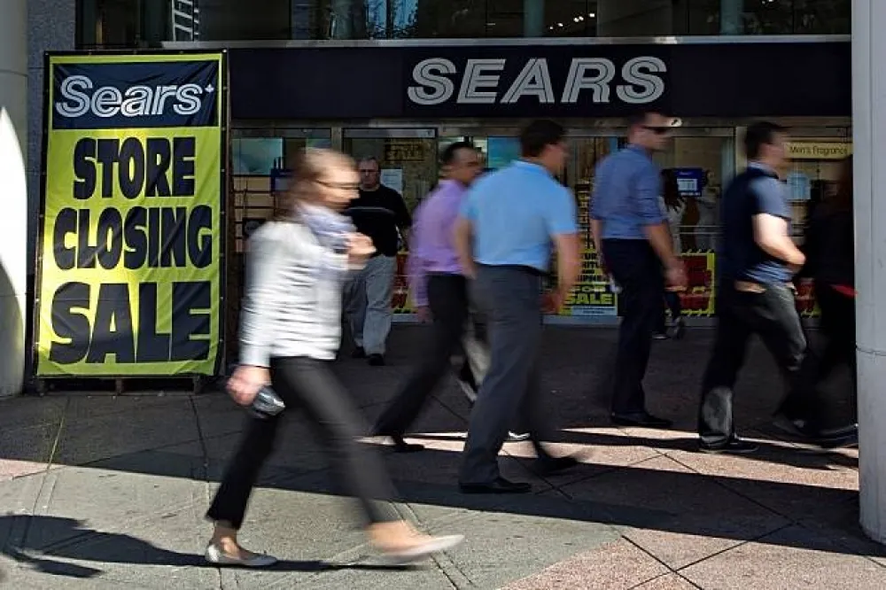 不敵新型態零售業、電子商務　美國百年品牌Sears雪崩式倒閉