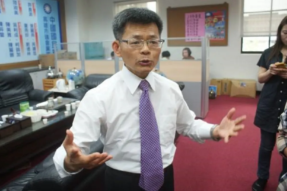 楊秋興怒轟韓國瑜恩將仇報　還原人事案「求官」爭議