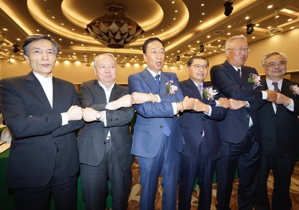 哥哥選總統是否幫拉票？　郭台強：他很多業界朋友會幫忙