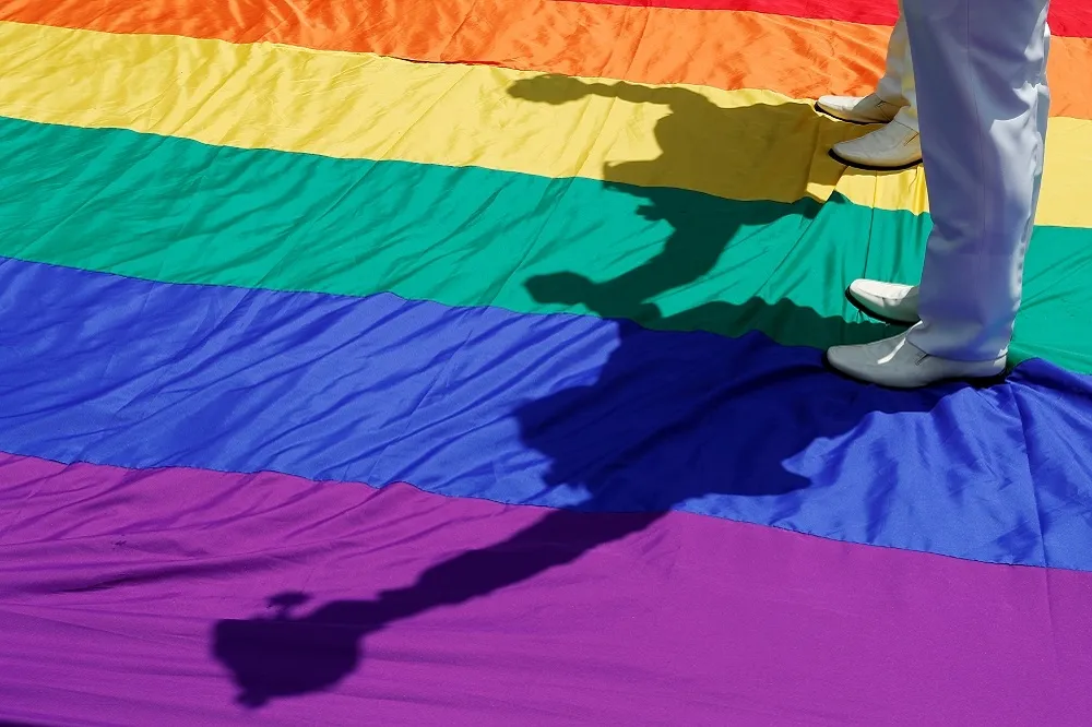 巴西擬強化保護LGBT族群和嚴懲迫害　但右派總統卻帶頭「公開歧視」　