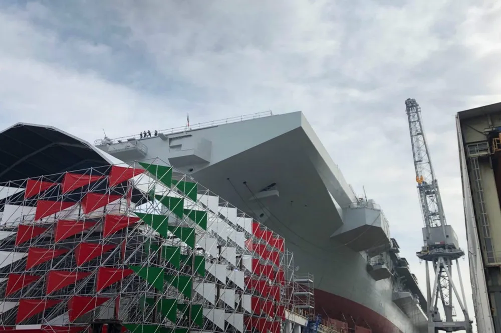 【搭載F-35B】將取代加里波底號　義大利新3萬噸直升機航母「第里雅斯特」下水