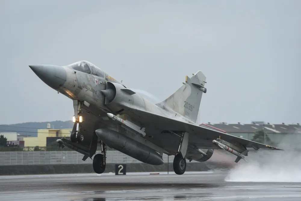 【漢光演習】彰化段26日晚上10點3階段封閉　軍事迷卡位備戰