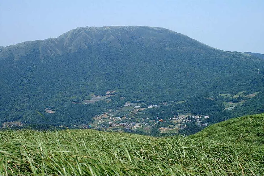 【是活的！】測到休眠大屯火山「心跳」 　每18分鐘震一次