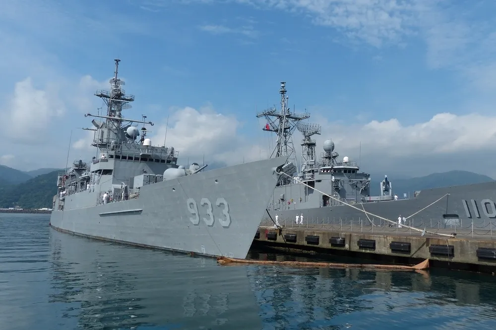 艦長爆性醜聞之933鳳陽艦　反潛殺手成軍26年巡戈東部海域