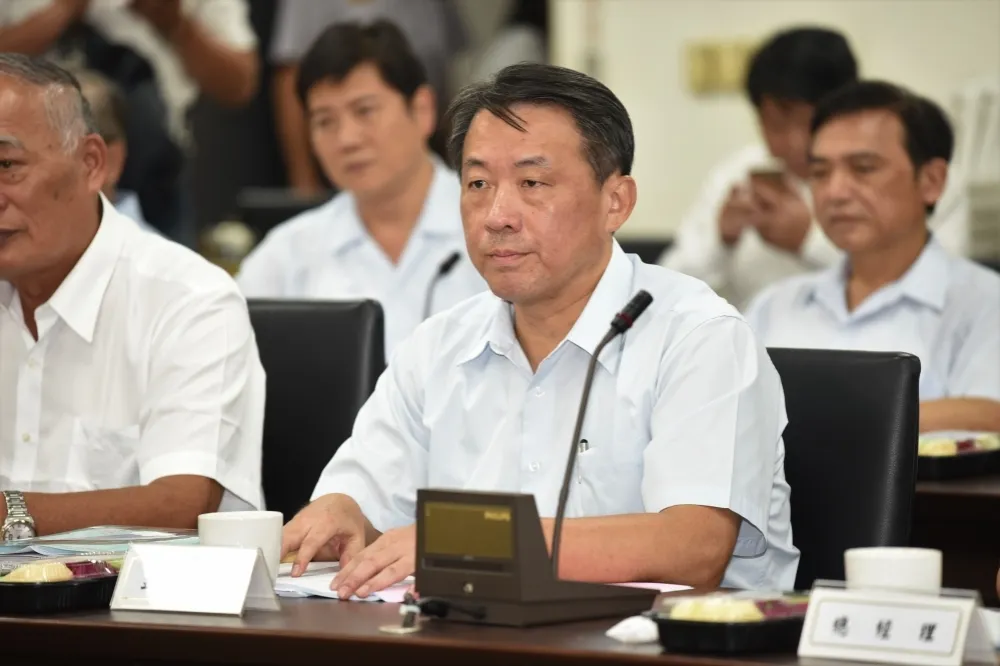 韓國瑜安插王小姐親屬領百萬年薪？　北農：不清楚兩人關係