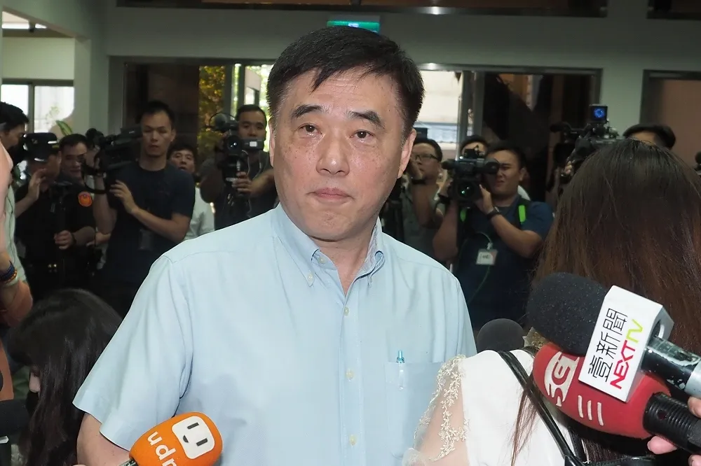 中常委批靠向郭台銘　郝龍斌駁：是為了團結勝選，不是選邊站