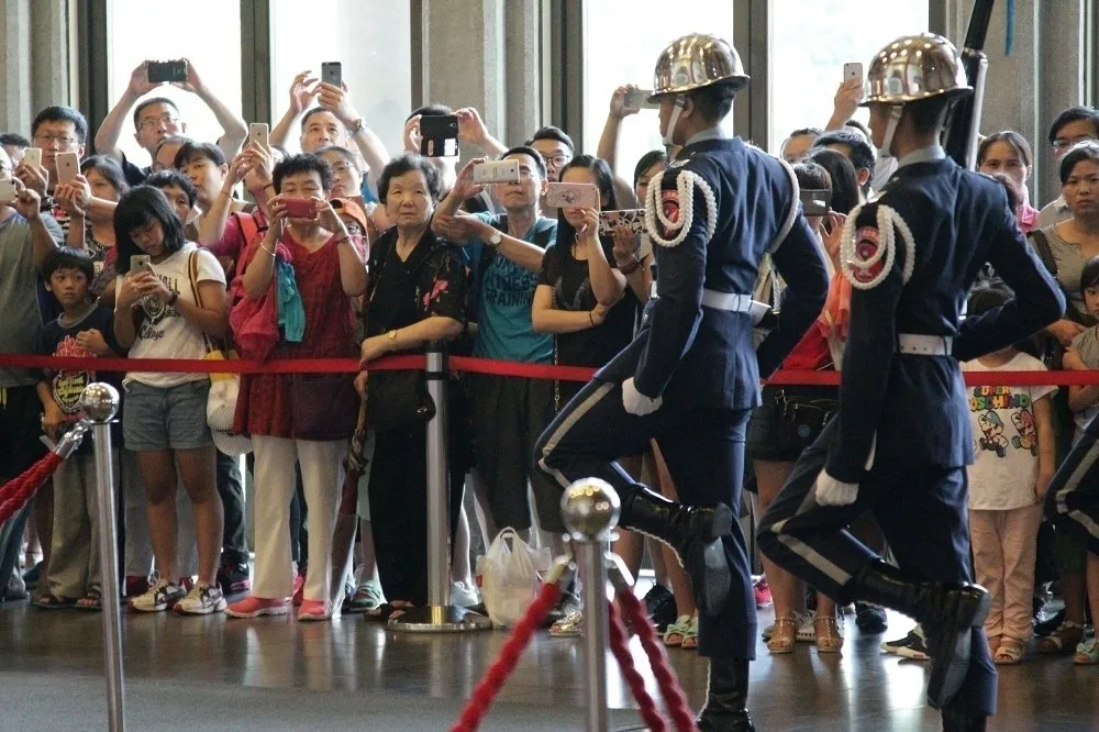 5月陸客來台史上新高　對俄羅斯免簽直航俄客成長率居冠
