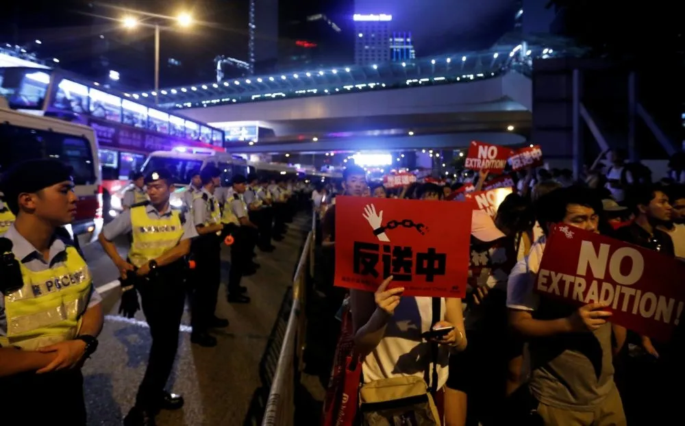 台灣青年聲援香港「反送中」　今晚集結港駐台經貿辦事處