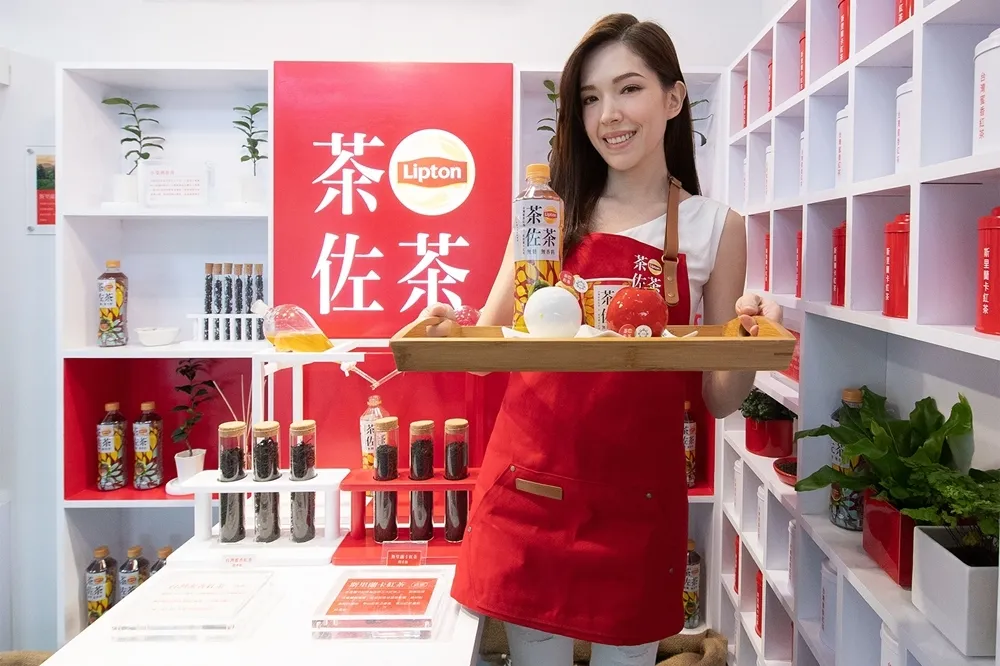 立頓茶佐茶推出限時快閃店　許瑋甯擔任一日店長