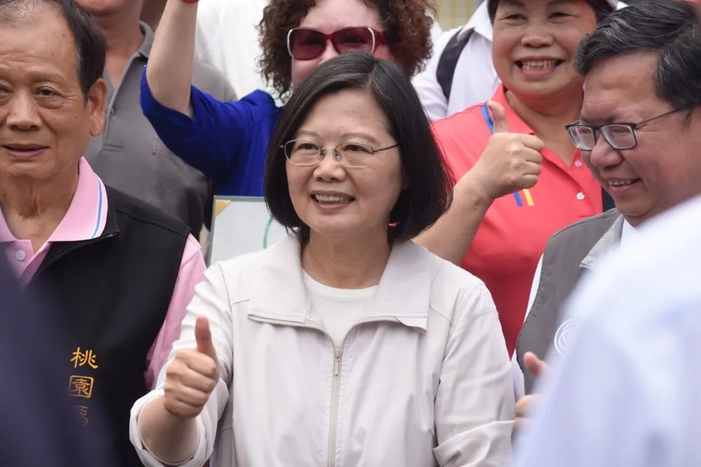 【出國不輔選】初選前小英問賴：選輸了要做什麼？　賴：出國進修