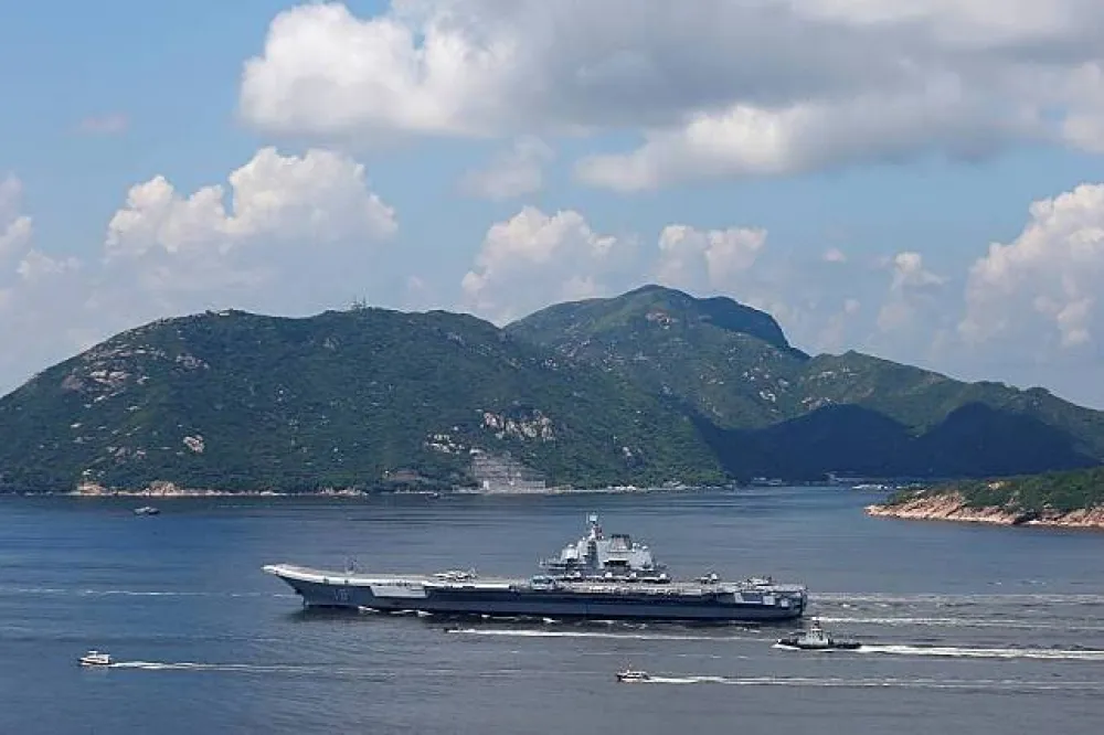遼寧號正式「離港」　今清晨進入我防空識別區