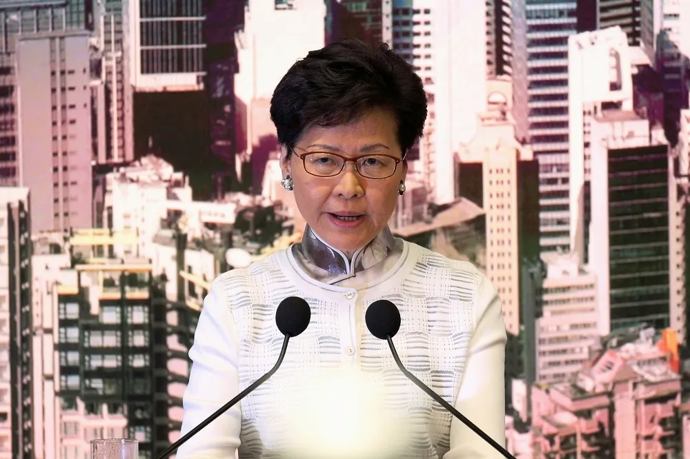  港府欲弭平反送中怒火　特首林鄭月娥宣布暫緩修訂《逃犯條例》	