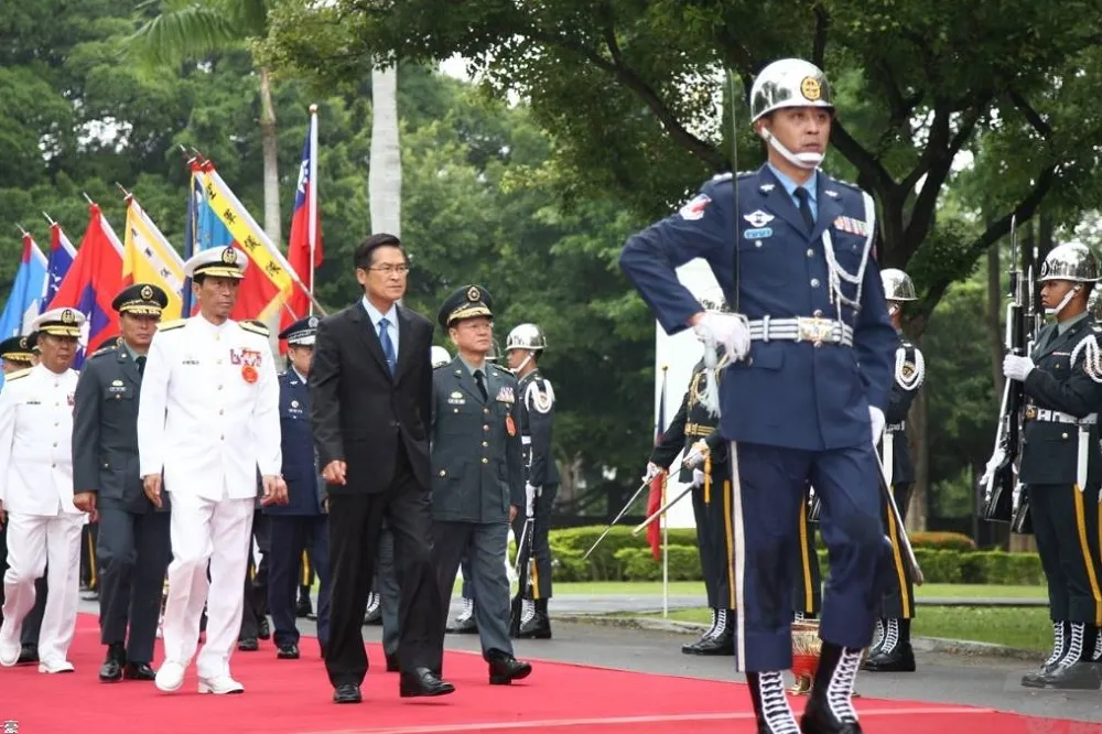 【陸軍官校95周年校慶】國防部長嚴德發主持　韓國瑜以校友身分全程觀禮