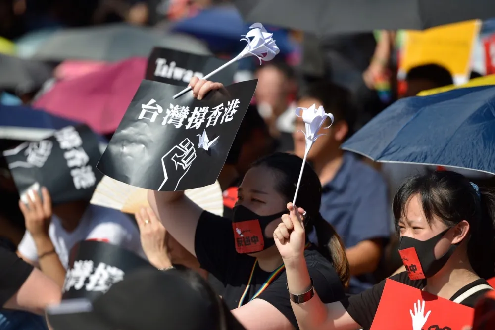 【挺港反送中】學者吳叡人：喚醒作發大財夢的台灣人，勿信一國兩制　