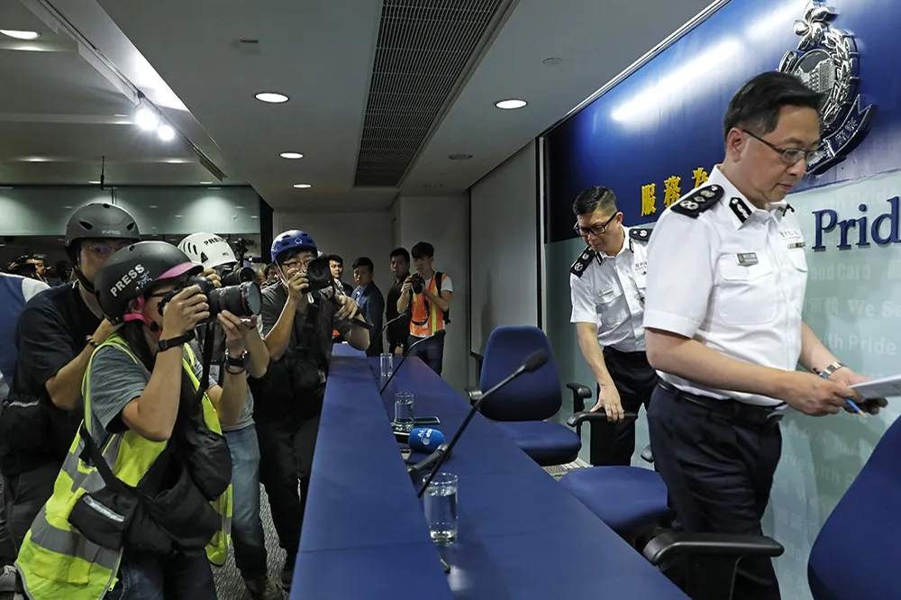 【反送中現場】港警處長切割指612非暴動　開槍責任推現場指揮官