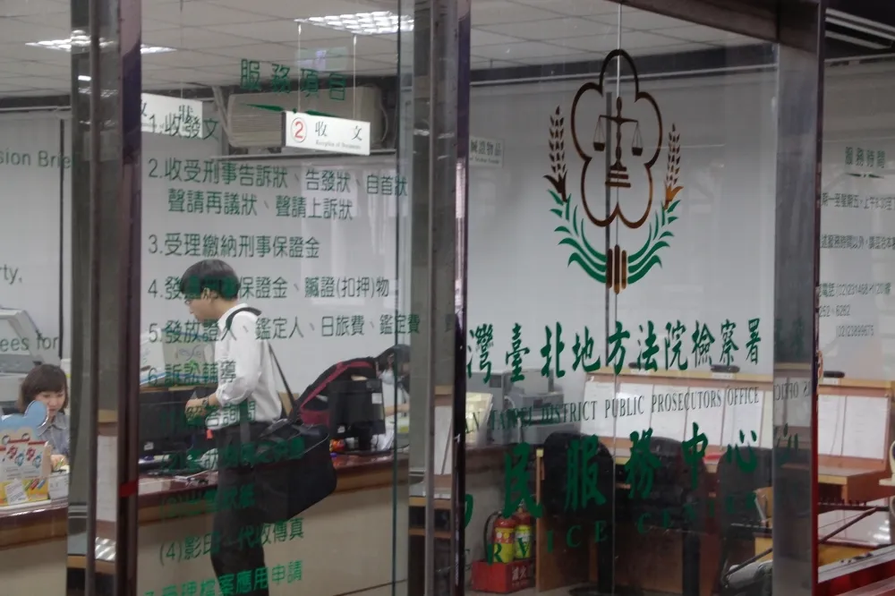 【神級通緝犯】何智輝犯罪證物被燒光光　北檢認了：不影響貪污案起訴
