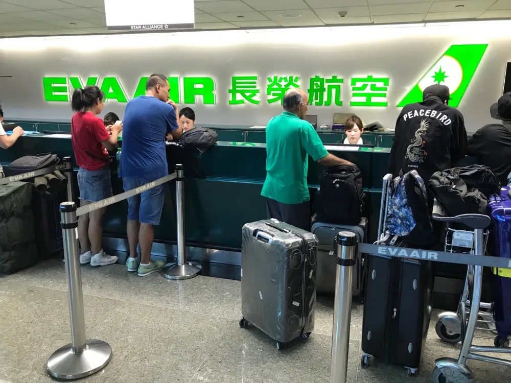 長榮協商破局火速罷工　旅行社怒轟：綁架消費者達成目的