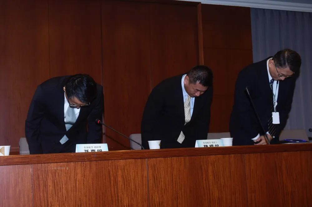 「絕不接受禁搭便車條款！」　長榮資方喊話：別受同儕壓力影響