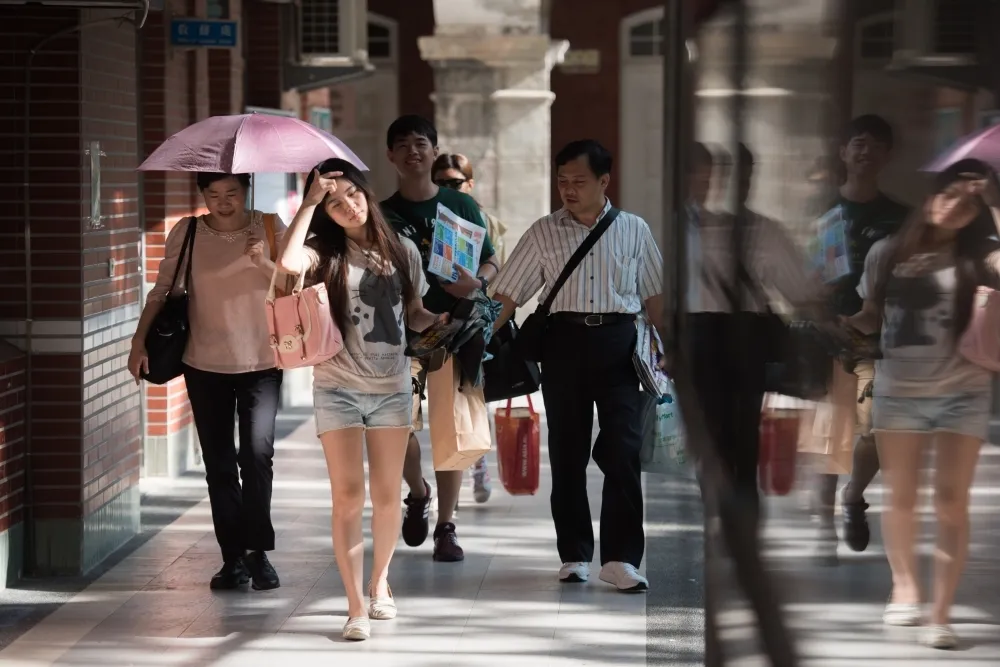 【考生看這裡】大學指考首日高溫、恐雷陣雨　冷氣故障不可要求加分