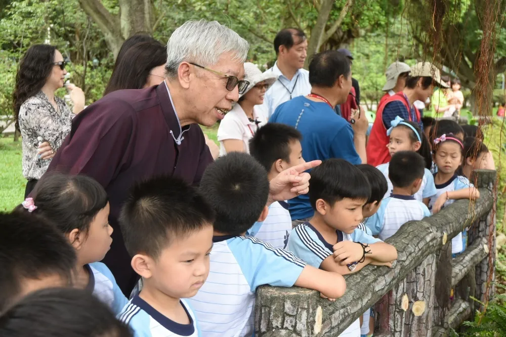 國父紀念館生態保育有成  邀光復國小幼童 尋訪紅冠水雞      