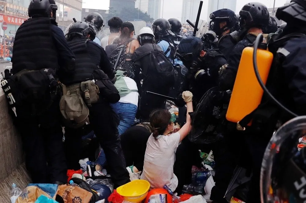 盧斯達：中二港警折射中國腐化力無窮
