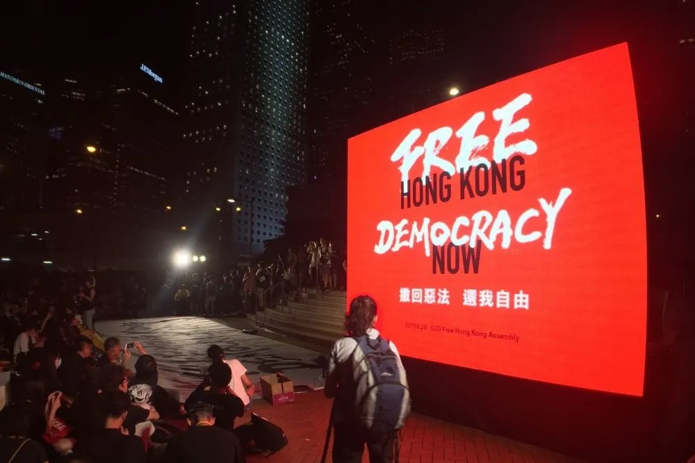 【香港反送中】港府高官要求「維護特首尊嚴」　警察不甘受辱自醫院撤哨