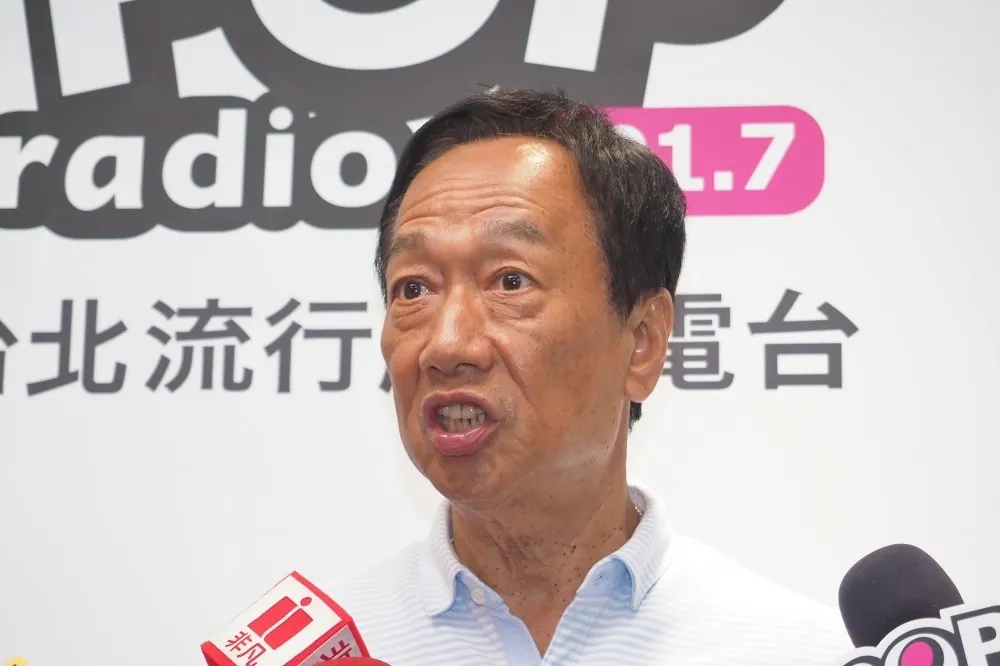 怒控媒體密謀「假摔辱郭」新聞　郭台銘：不再接受旺中採訪