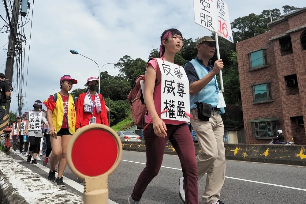長榮航空罷工期喊徵200人　勞動部：人力銀行推介最高可罰10萬