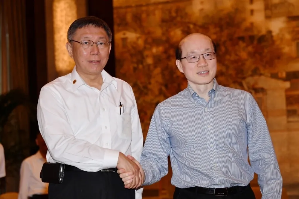 【直播？錄影？】柯文哲指「小朋友弄錯」　柯昱安臉書回應引發聯想