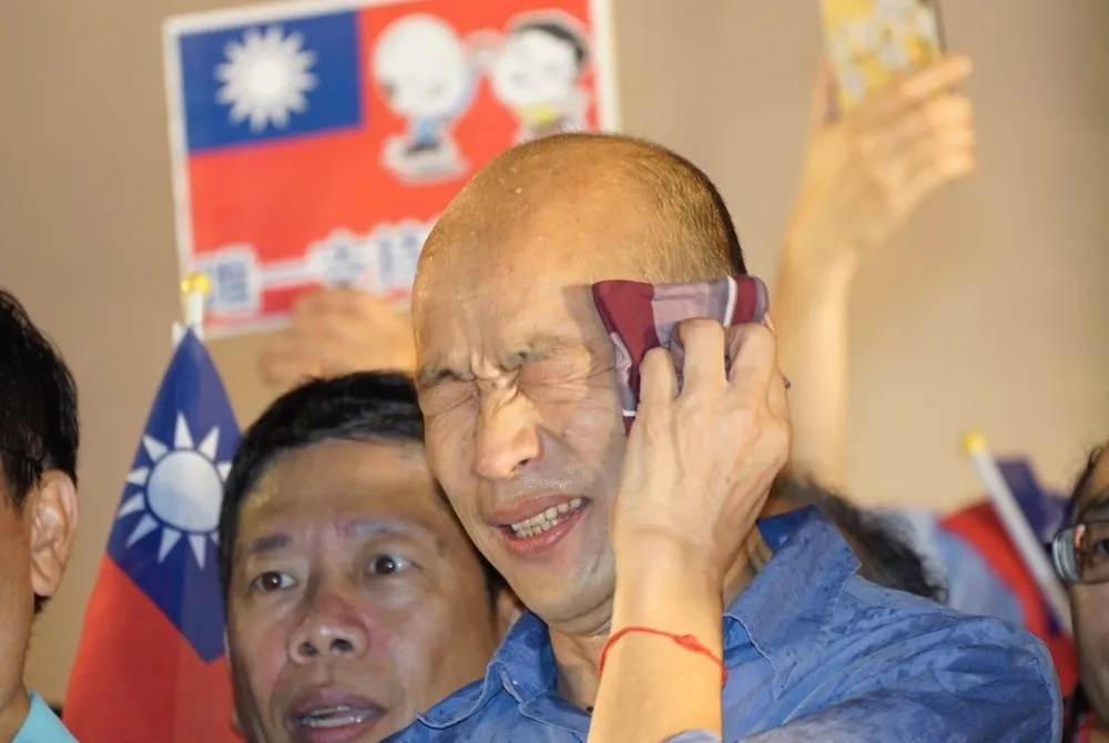 韓國瑜嗆她該吃藥　前官員：是你的團隊無恥「賤踏」高雄