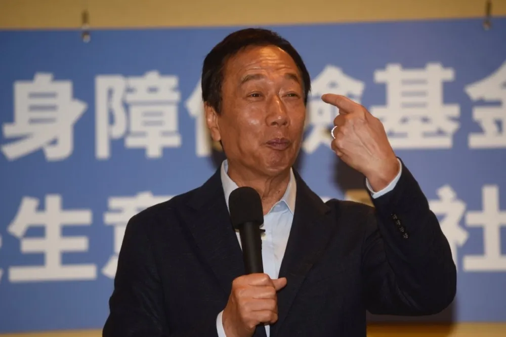 投書：血汗與剝削　郭董很懂