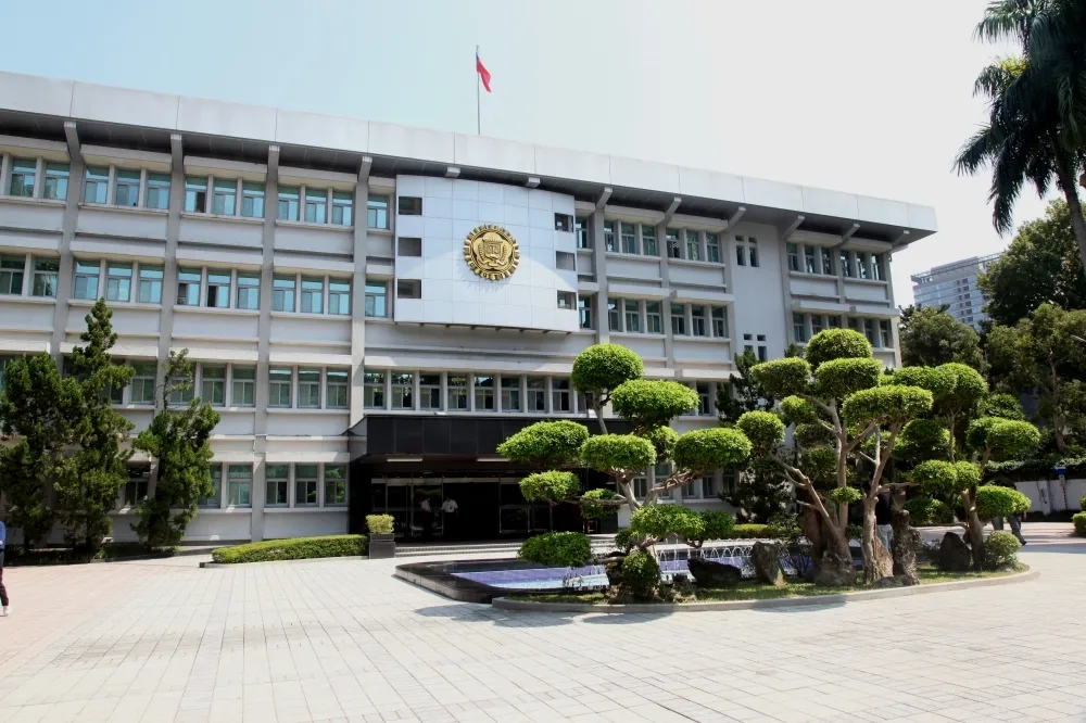 【不只一起】散布蘇揆摔筆影片及同婚謠言　調查局高官被調職