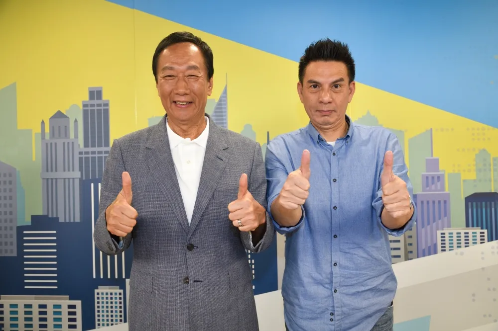 【直播】選情告急！　郭台銘受《ETtoday》專訪衝人氣