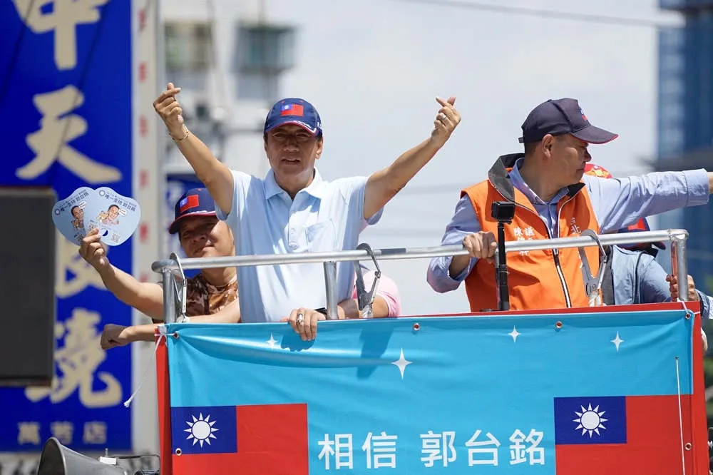 【脫黨參選說】吳敦義PO文籲「團結」　郭台銘低調：周一再說