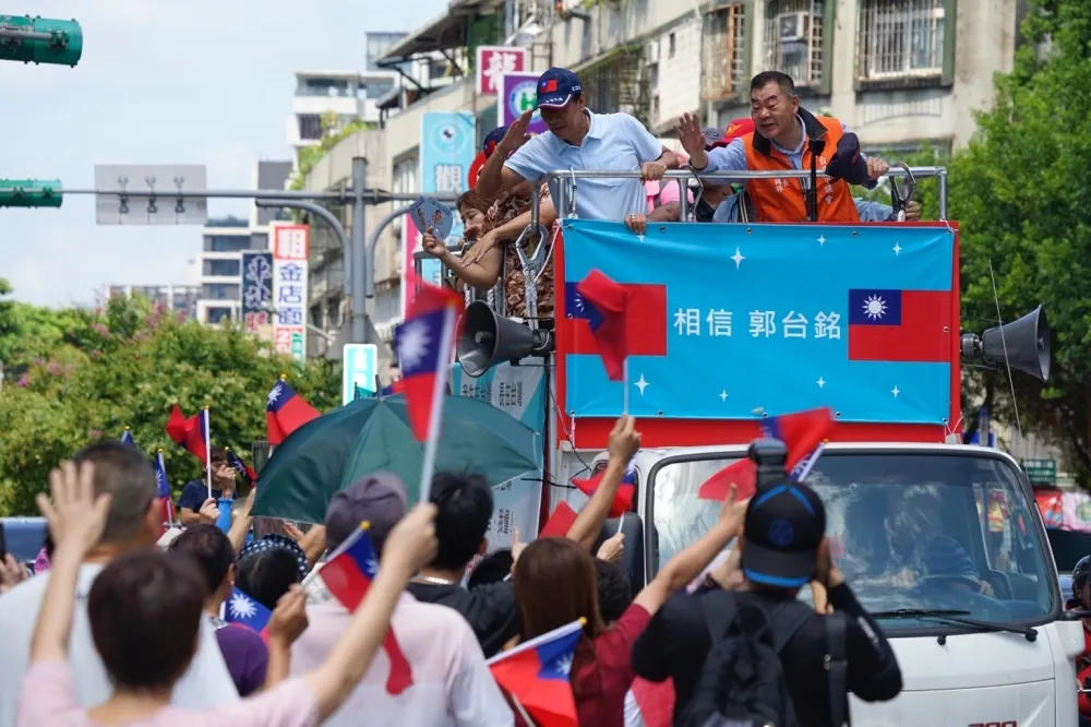大輸韓國瑜17%！　郭粉斥1450灌水：請郭董脫黨教訓國民黨