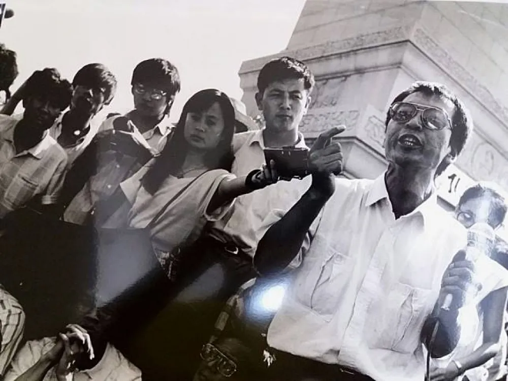 傅國湧專欄：就是宇宙，也別想把我包容－悼念曉波先生